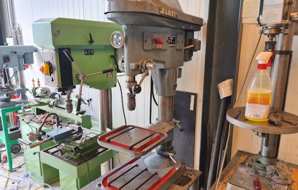 Kolomboormachine – Drilling Machine – Flott