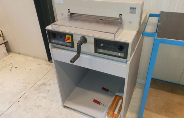 Papiersnijmachine – EBA – 430E