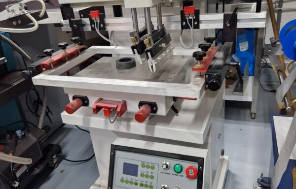 Semi automatic screen printing machine