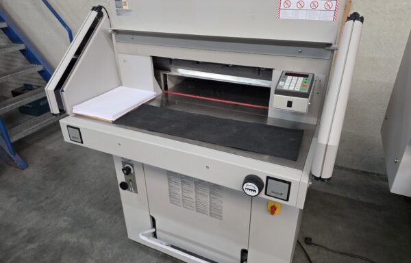 Papiersnijmachine Eba 551 hydraulisch